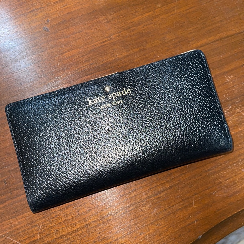 Kate spade black pebble leather wallet